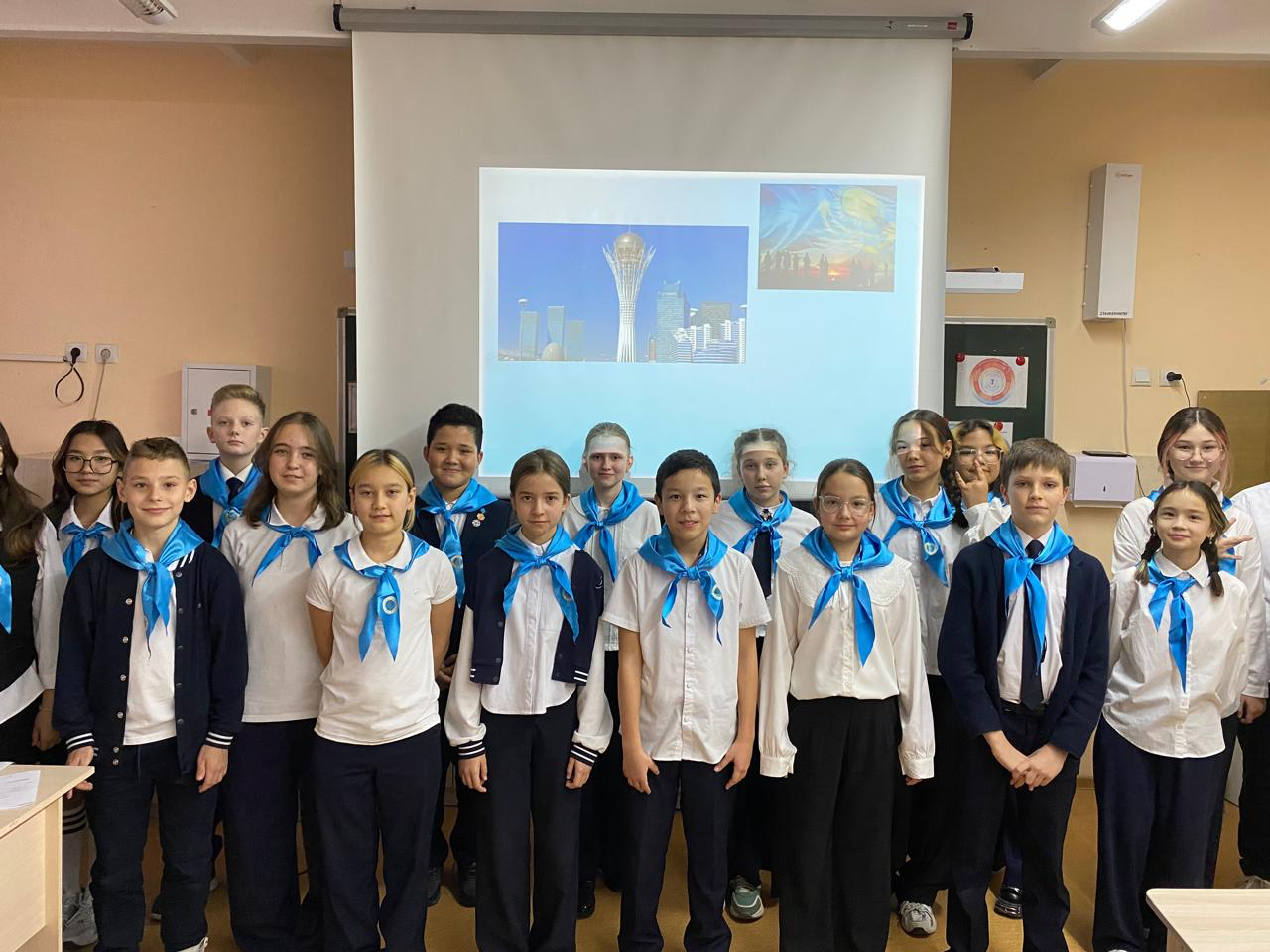 Қазақстан Республикасы күніне арналған өлеңдер байқауы