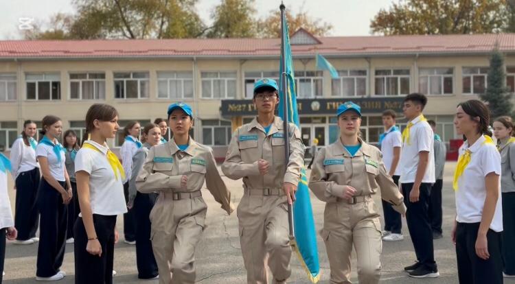 Республика күніне арналған флешмоб. Флешмоб ко дню Республики Казахстан.