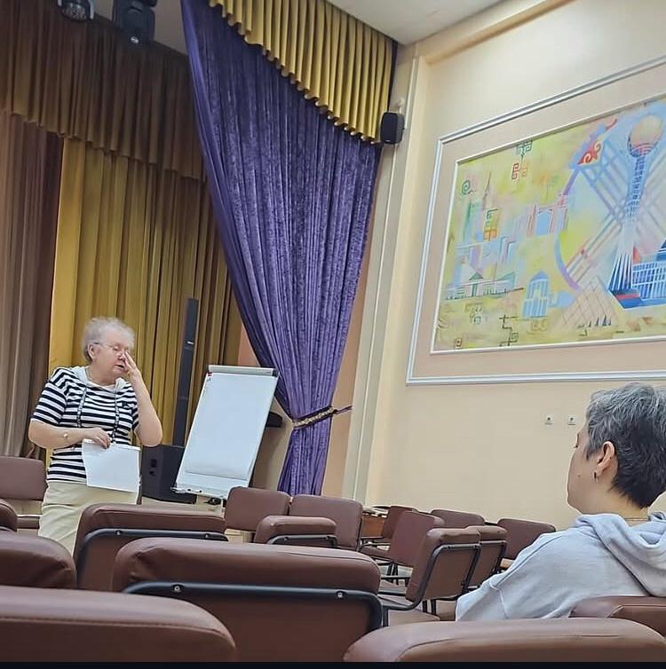 Ата-аналар тобының жұмысы. Работа родительской группы.