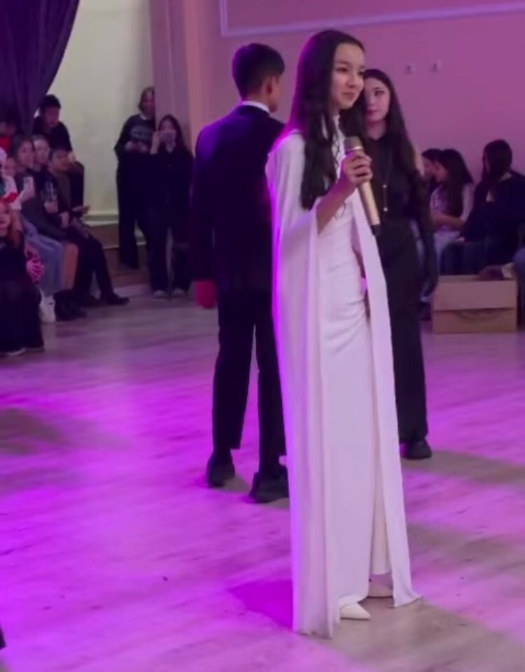 8-9 сыныптардың жаңа жылдық флешмобтары . Новогодние флешмобы 8–9 классов.