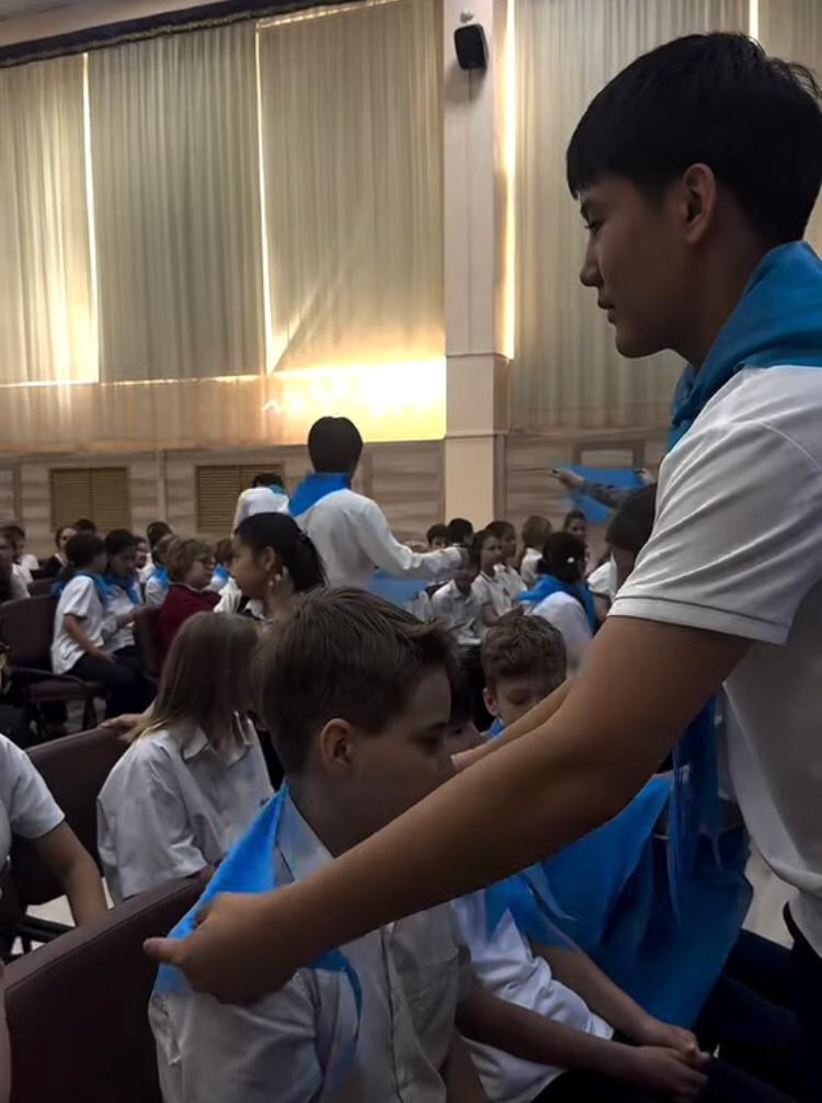 Жас Ұлан" қатарына қабылдау. Посвящение в ряды "Жас Улан".